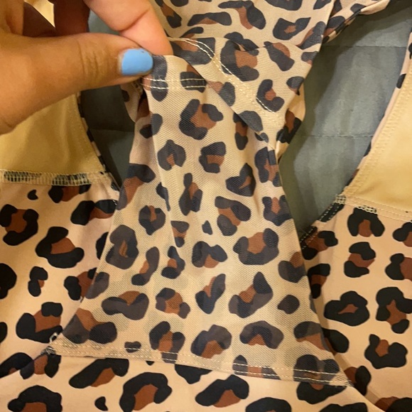 Fabletics Mila/On-The-Go Medium Impact Sport Bra - Picture 3 of 9